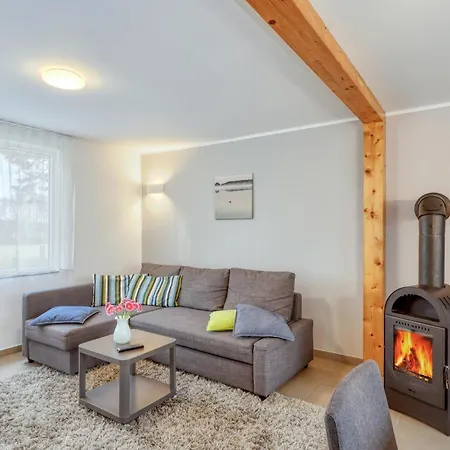 펜션 2 Bedroom Nice In Wustrow *